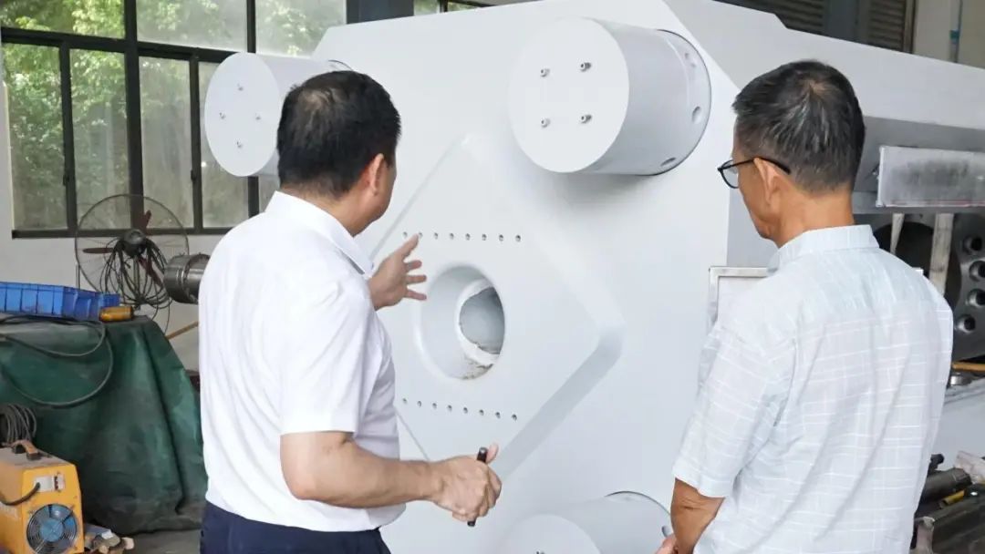 為高端設(shè)備點(diǎn)贊！廣東（南海）鋁加工產(chǎn)業(yè)聯(lián)盟盧繼延主任蒞臨萬(wàn)格士調(diào)研走訪(fǎng)